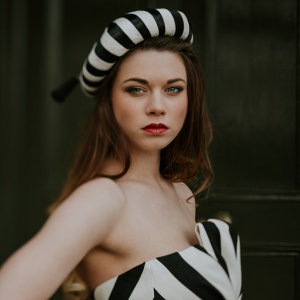 Humbug black & white 1950s style beret