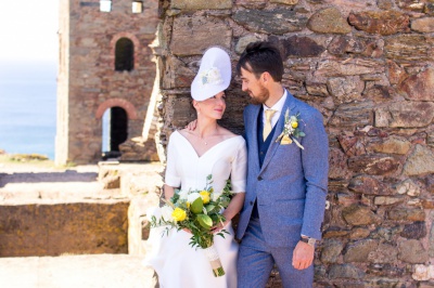 Ivory wedding hat for a bride inspiration