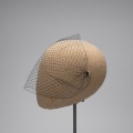 Detachable veil can be worn on its own
