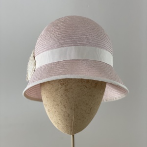 light pink 1920s inspired cloche sun hat