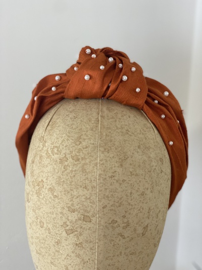Bespoke knotted headband