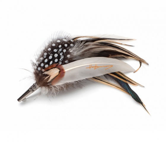 Spotted Feather Brooch Pin