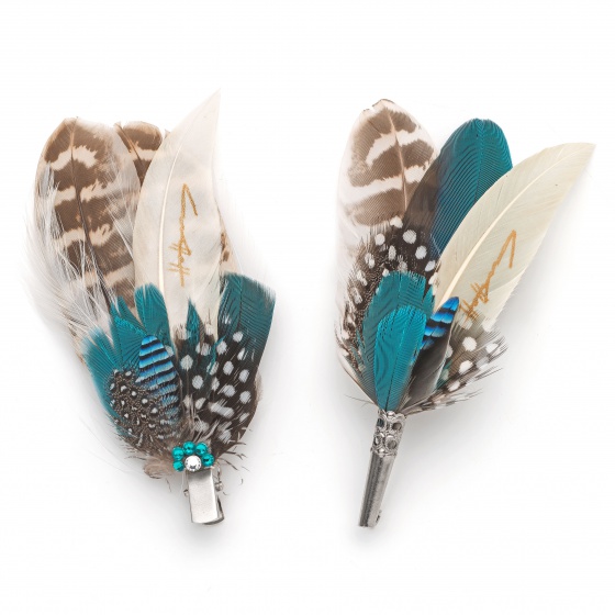 'Aves blue' Feather lapel pin & hair clip set