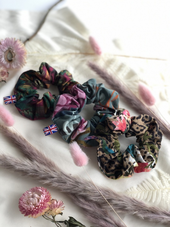 'Silva' cotton print scrunchies