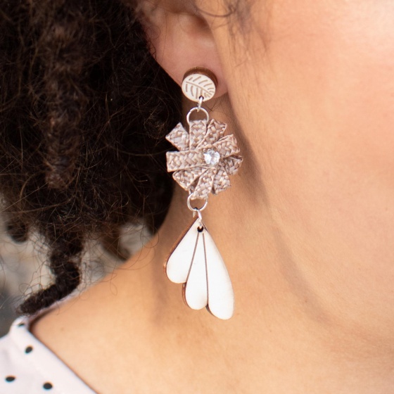 'Hannah' Earrings in Taupe 'Hannah' Earrings in Taupe