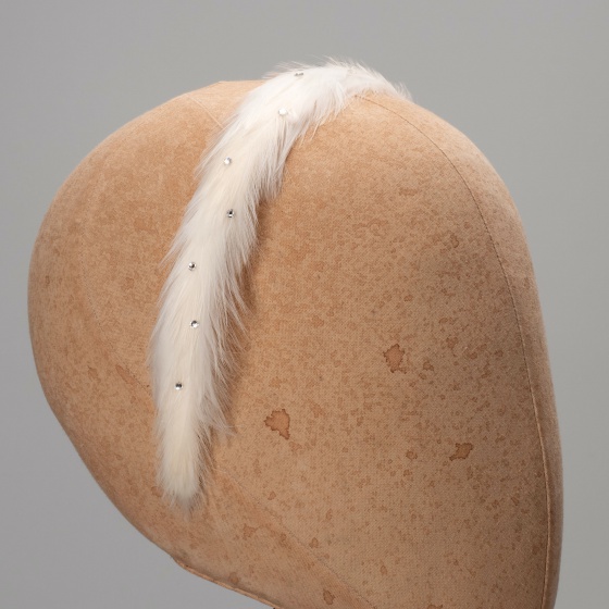 'Marina' ivory feather headband
