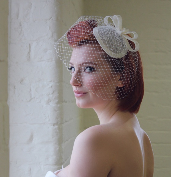 'Loretta' Ivory Headpiece