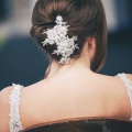 pretty-ivory-lace-comb