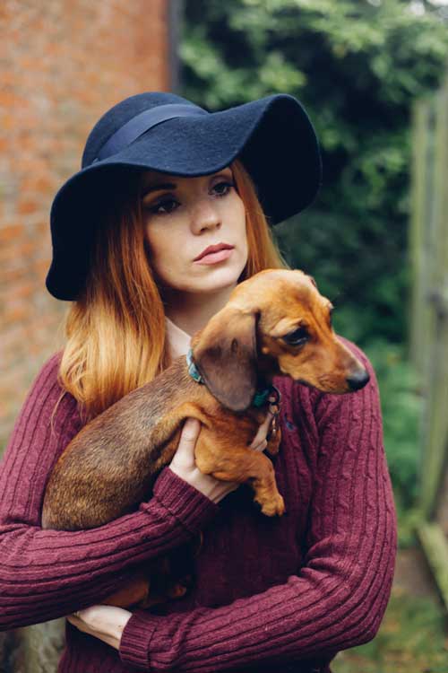 Floppy hat in navy with navy ribbon