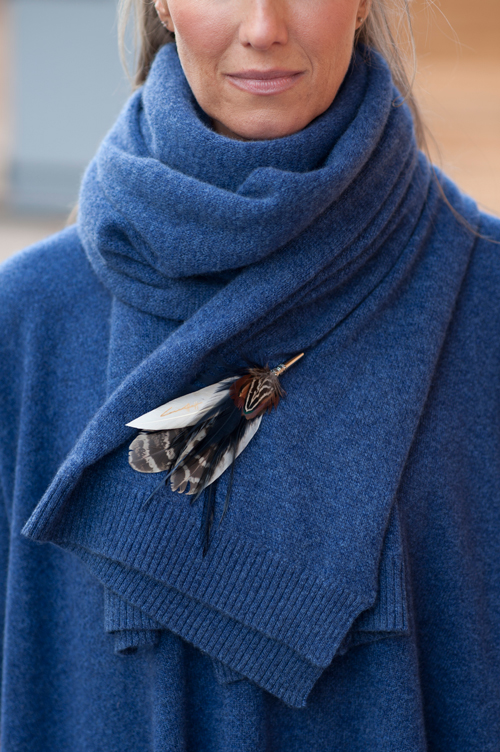 luxury-woodland-feather-brooch-accessory